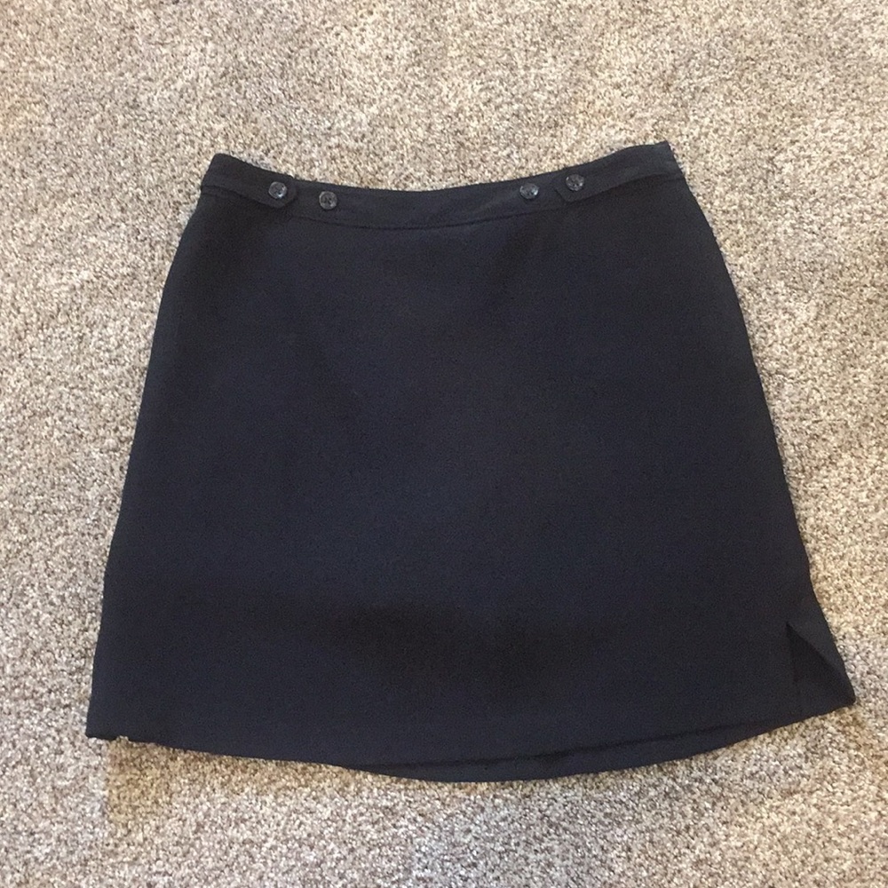 Banana Republic skirt with shorts built in